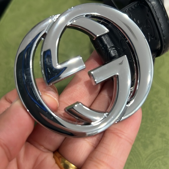 Unisex Gucci black belt with silver metal - Picture 2 of 5